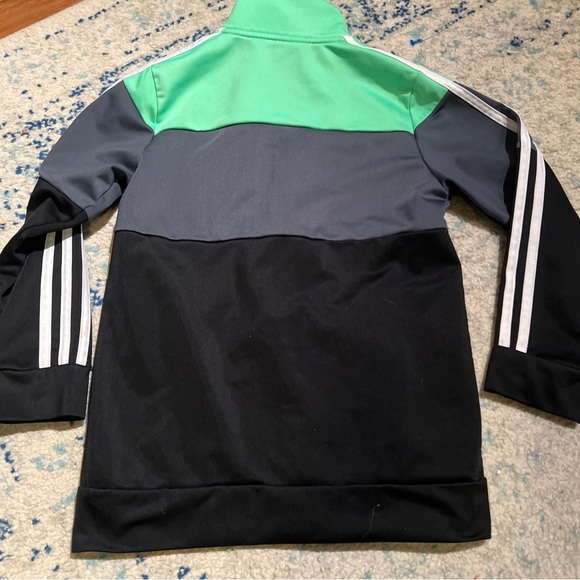 Adidas Size 7 Youth activeware jacket - Picture 2 of 8